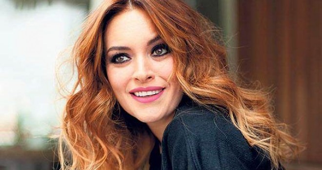 Aktrisanın döyməsi maraq doğurub