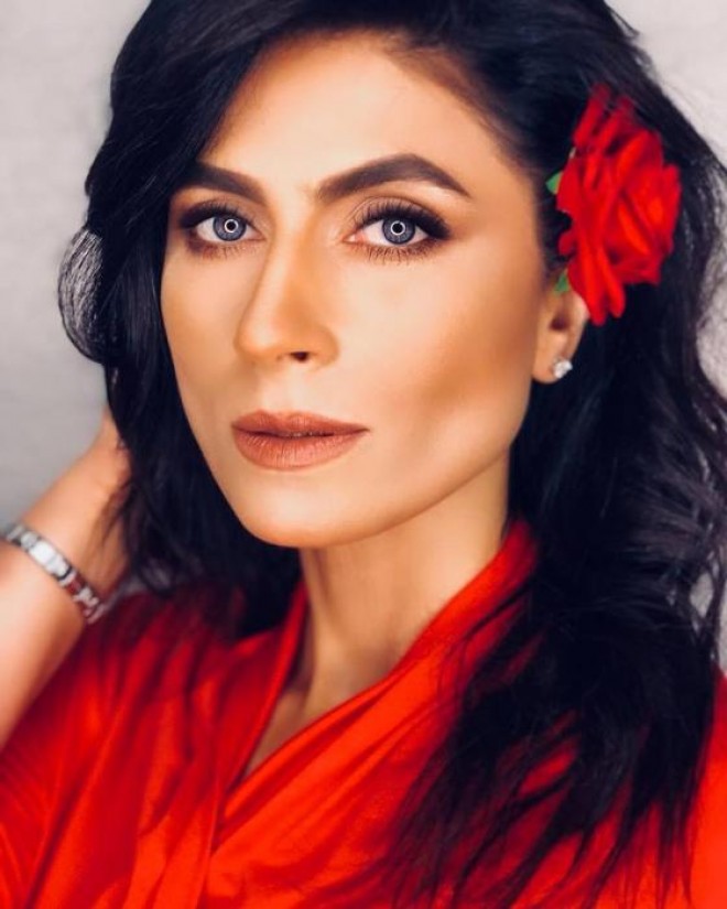 Müğənninin adı bundan sonra Samira Əliməryəm olacaq