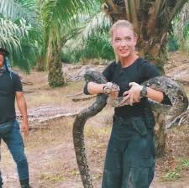 Aktrisa sevənlərini qorxutdu - foto