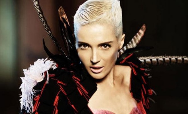 Türkiyəli müğənni&nbsp; məhkəməyə ərizə yazdı