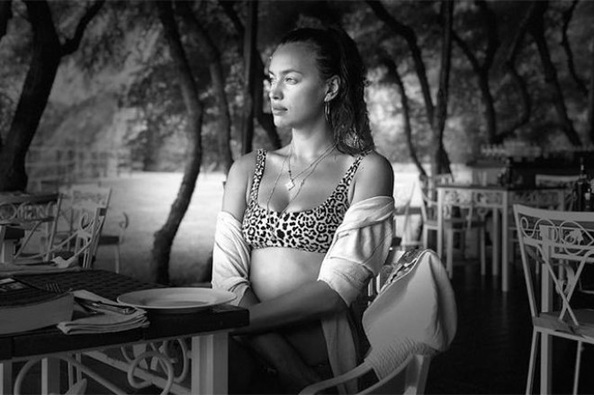 Model sevgilisi və qızı ilə İtaliyada dincəlir - foto