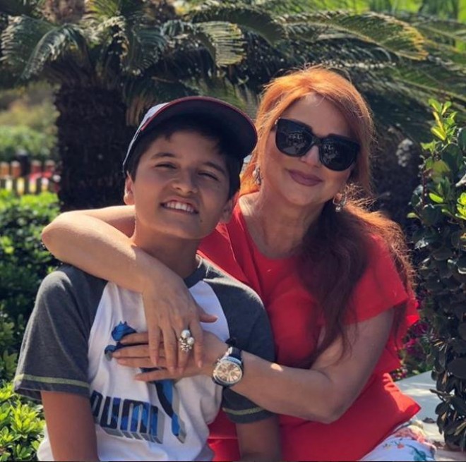 Mələkxanım Əyyubova yay istirahətində - foto&nbsp;