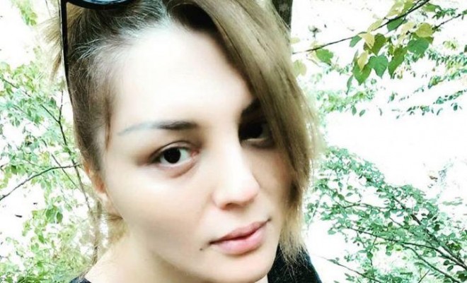 Müğənninin makiyajsız şəkli bəyənildi