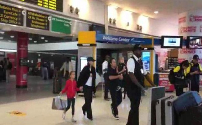 Ebru Gündeş həbsdə olan ərinin&nbsp;yanına gedib