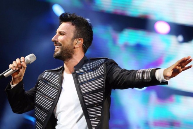 Tarkan qızına görə konsertdən imtina etdi - foto