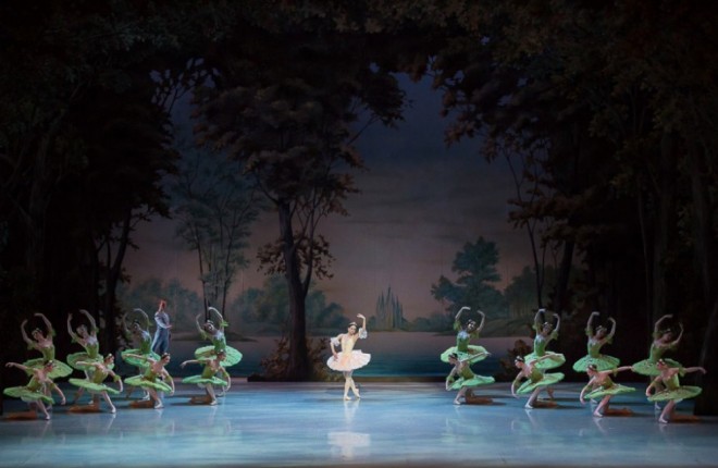 “Yatmış gözəl” Eldar Əliyevin quruluşunda təqdim olunacaq