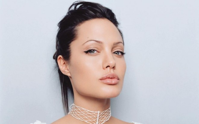 Hollivud ulduzu nişanlanır?