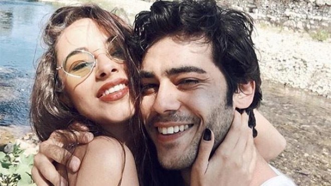 Serialda eşq yaşayan aktyorlar ayrıldılar