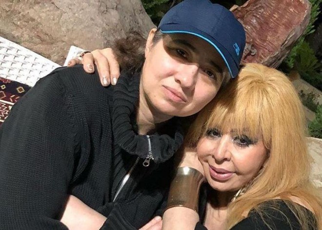 Əməkdar artistin yeni fotoları 