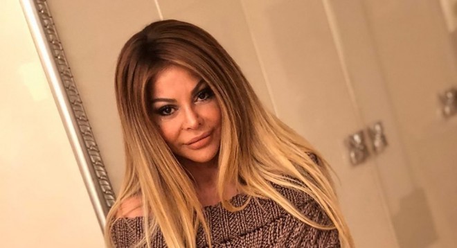 Aygün Kazımovanın “Ona söylə” adlı mahnısı - video