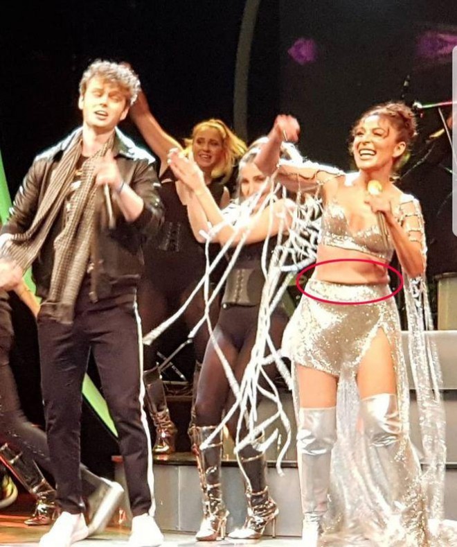 İzləyiciləri müğənnini ələ saldılar