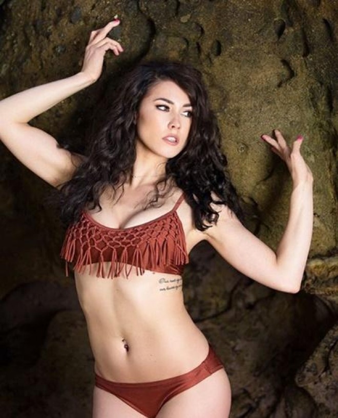 Amerikalı modelin ölüm səbəbi araşdırılır - foto