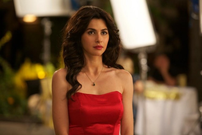 Nəsrin Cavadzadə Fransaya gedir