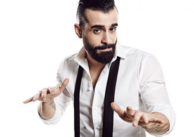 Müğənni məhkəməyə üz tutdu