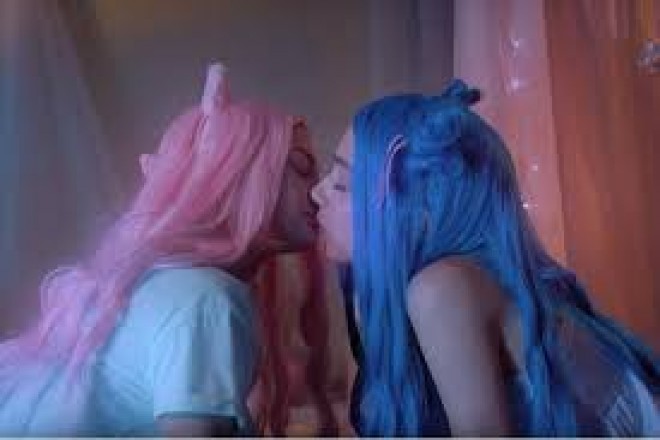 "Frendzon"un yeni klipi qalmaqal yaratdı