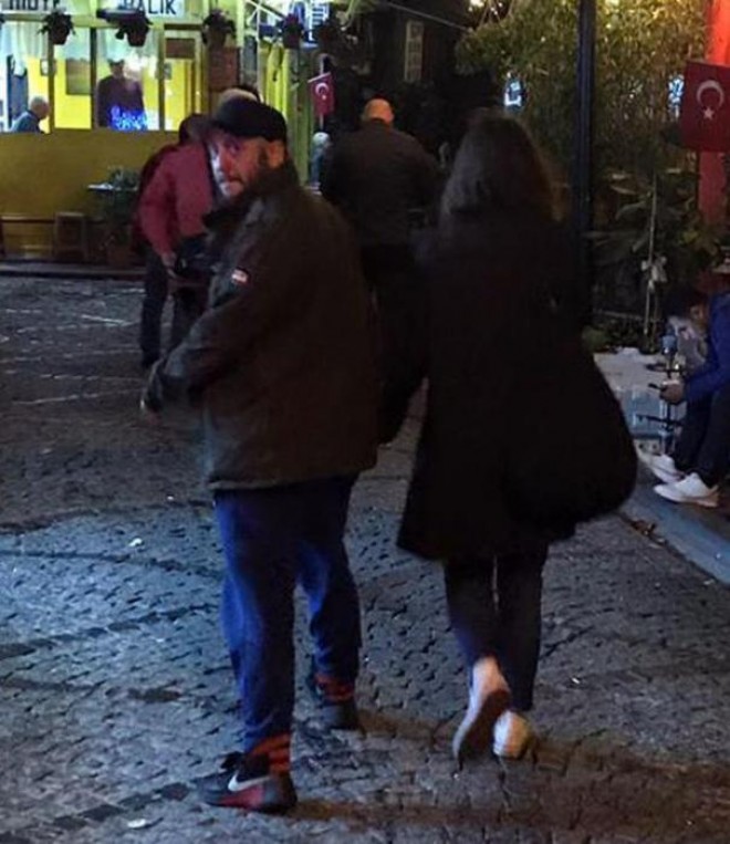 Aktyor və aktrisa eşq yaşayırlar