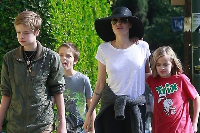 Hollivud ulduzu istirahətini övladları ilə keçirdi - foto 