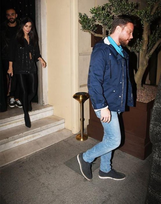 Müğənni aktrisa ilə evlənir