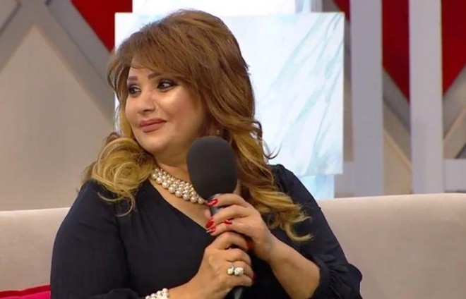 Mənzurə burnunu yenə&nbsp;kəsdirdi