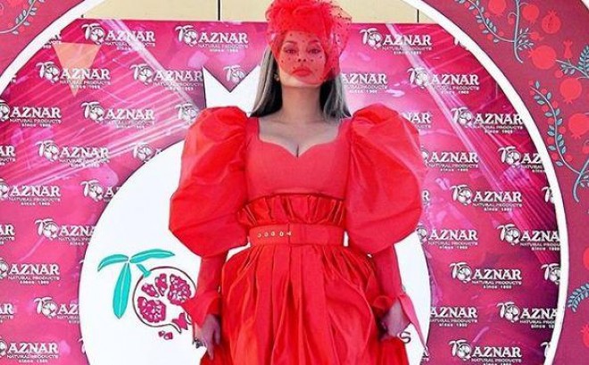 Aygün Narı xatırladan libas geyindi&nbsp;