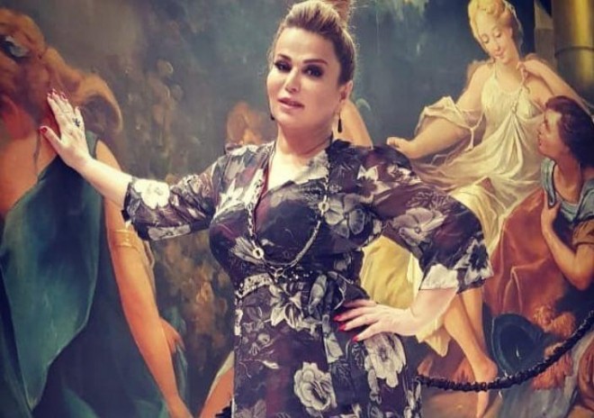 Nazənin yenidən aparıcılığa başlayır