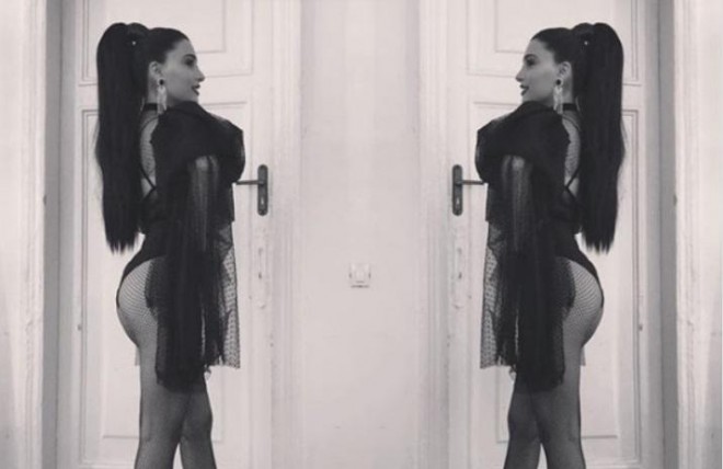 Səmra Rəhimlinin yeni seksual fotosu