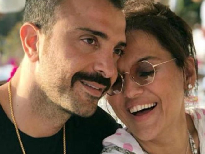 Müğənni keçmiş əri üçün darıxdı