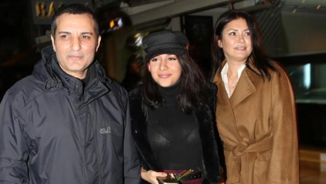 Rafet El Roman balıq qonaqlığı verdi - foto