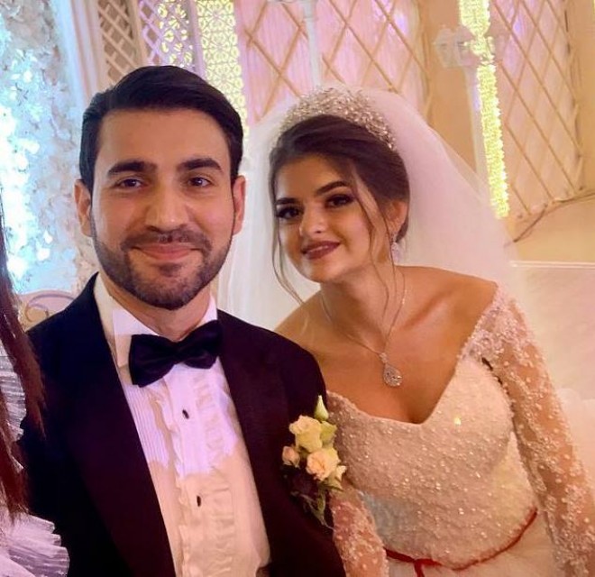 Müğənninin toyunda&nbsp;bəy-gəlin maşını xarab oldu