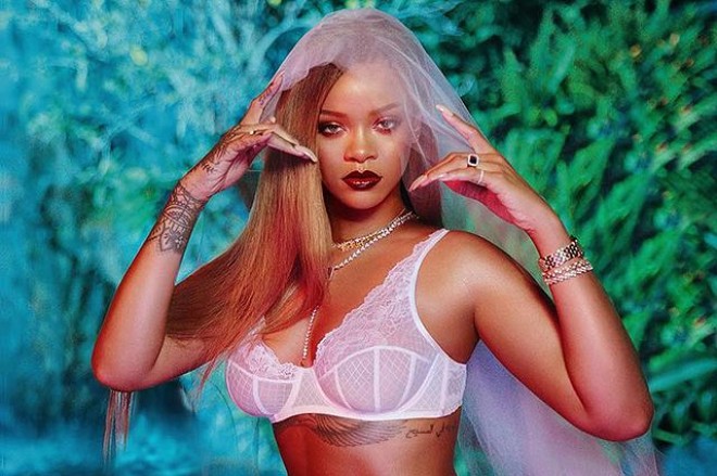Rihanna gəlin obrazı yaratdı - foto