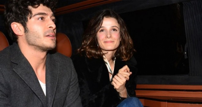 Aktyorlar ayrılığa son qoydular