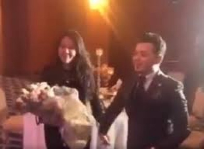 Namiq uyğur sevgilini bir-birinə qovuşdurdu - video