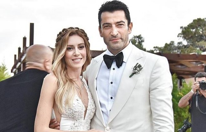 Aktrisa Sinem Kobal boşanıb?