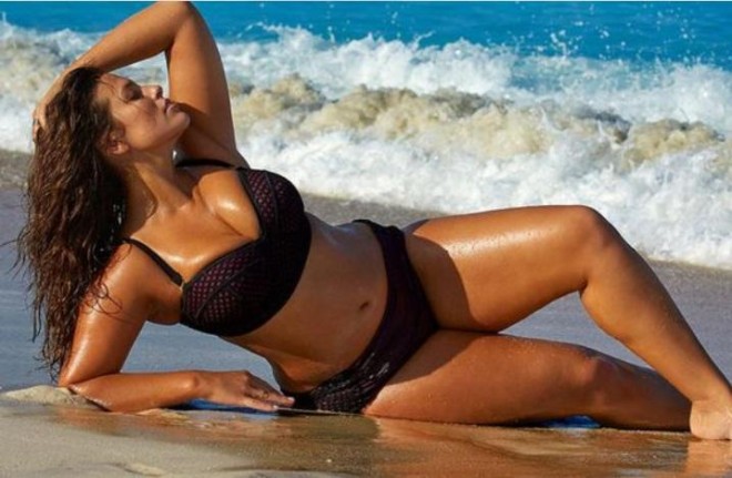 Model Eşli Qrem arıqlamayaıb - foto