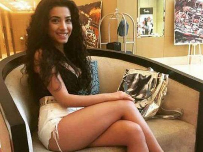 Səmra Rəhimli&nbsp;açıq-saçıq geyinməy öyrədir