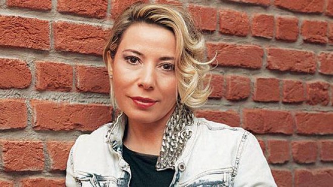 Xanım müğənni gecə xanımla görüntüləndi