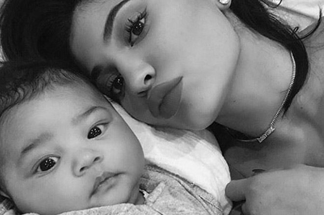 Model Kayli Cenner evlənir