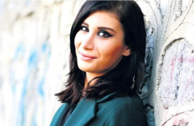 Müğənni əməliyyatlara 32 min xərclədi