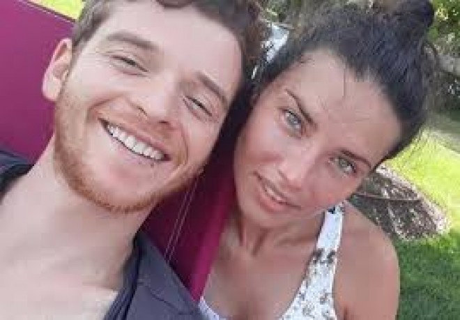 Adriana Lima və Metin Hara ayrılmadılar