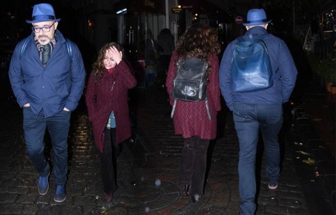 Aktrisa gecə küçədə görüntüləndi&nbsp;