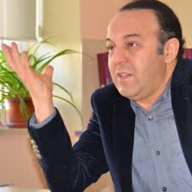 Elariz Rüfət Mehtiyevlə bağlı&nbsp; xatirələrini bölüşdü