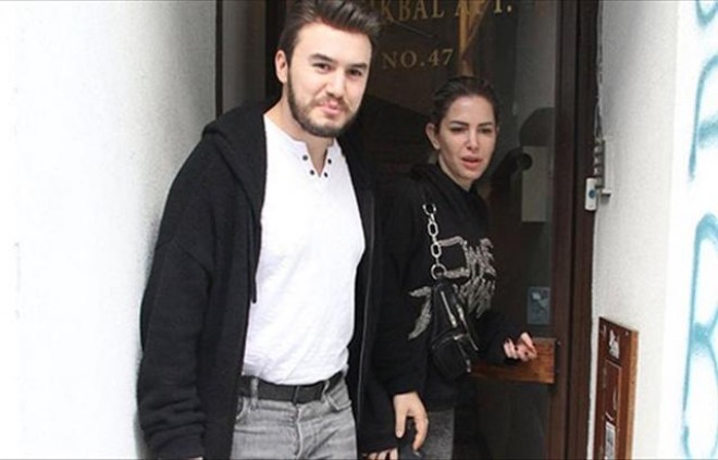 Müğənni təəccübünü gizlədə bilmədi