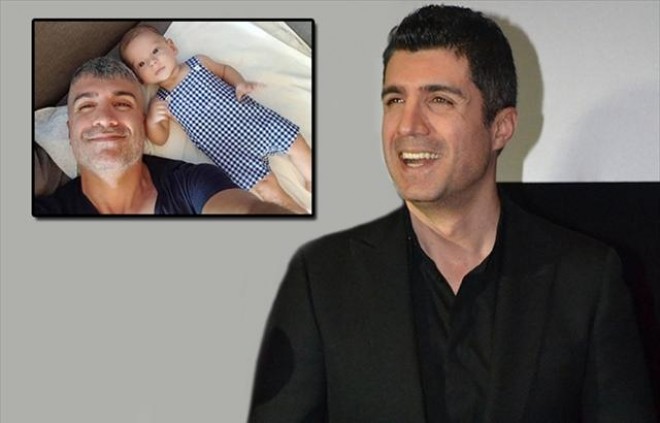 Özcan Deniz oğlu ilə şəkil çəkdirdi