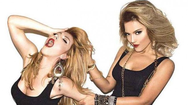 Müğənni jurnalistlərə lotoreya hədiyyə etdi