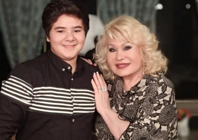 Nisə Qasımovanın nəvəsi ilə yeni fotosu