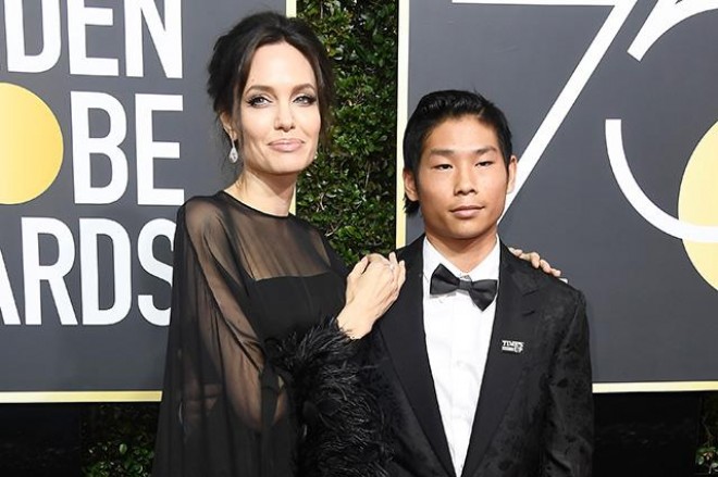 Ancelina Coli razılığı pozdu