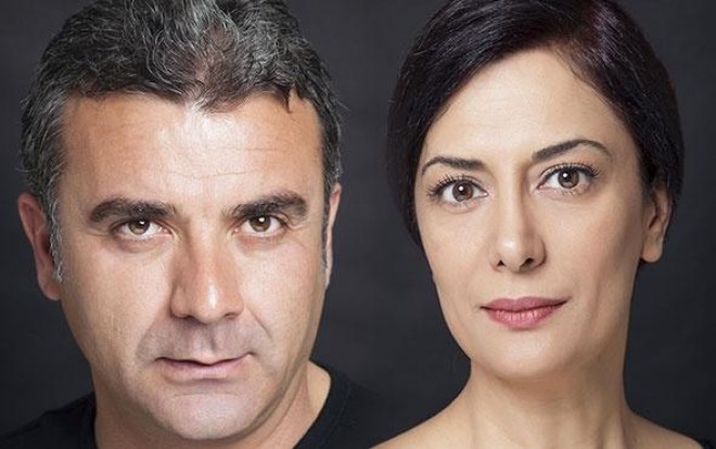 Aktyor 20 illik həyat yoldaşından ayrıldı