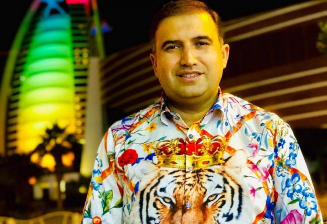 Hacı Nuran yeməyini özü ilə aparır