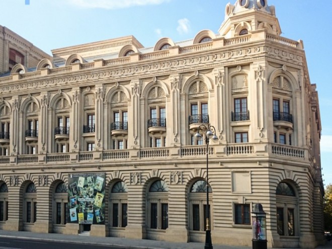 Musiqili Teatr repertuarını açıqladı