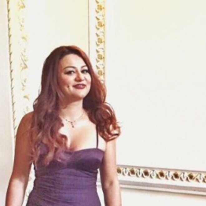 Əməkdar artist efirə özü çıxmır